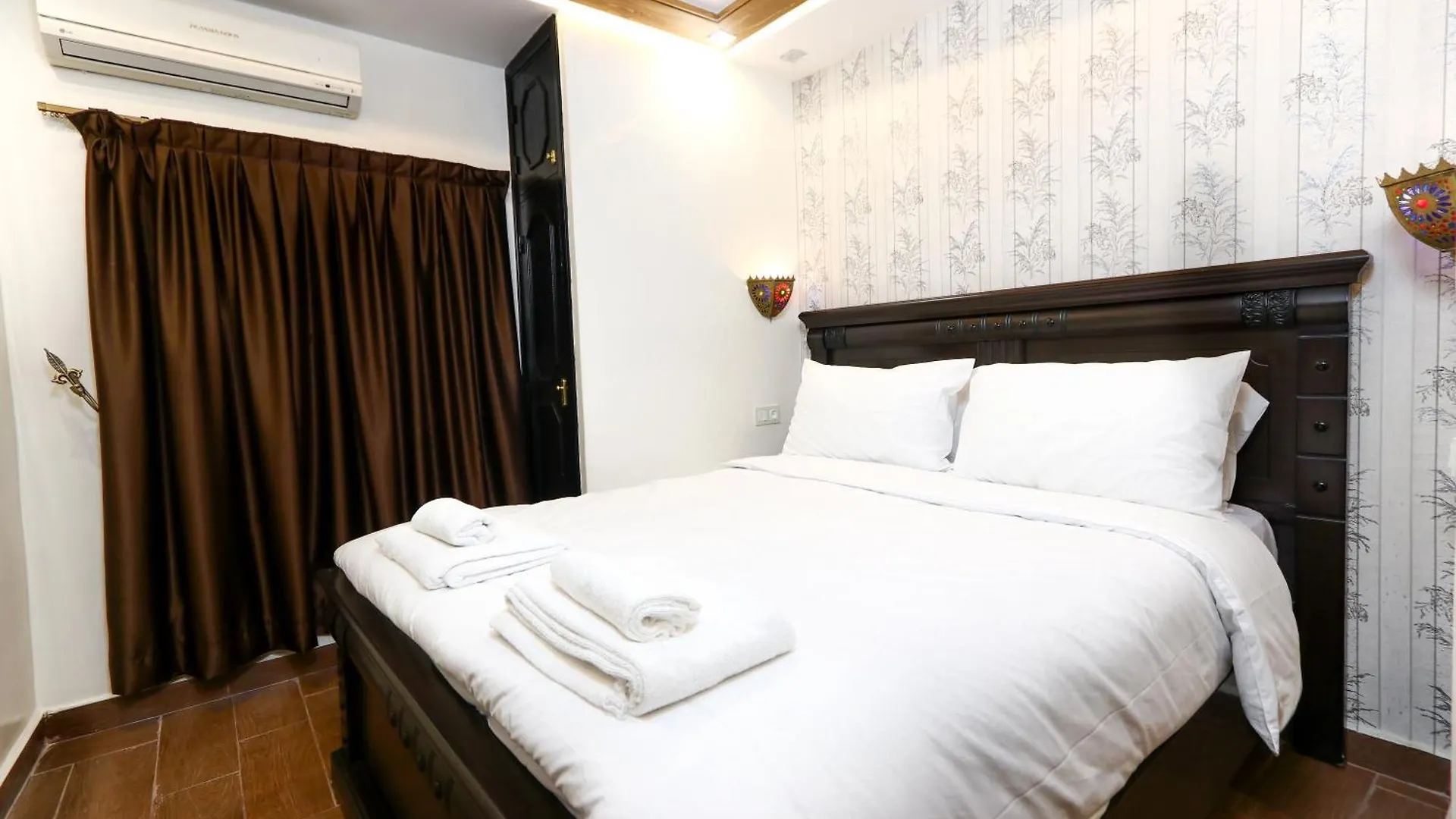Dar Ibn Majdoub Lala Aicha & Alia Apartment Fes