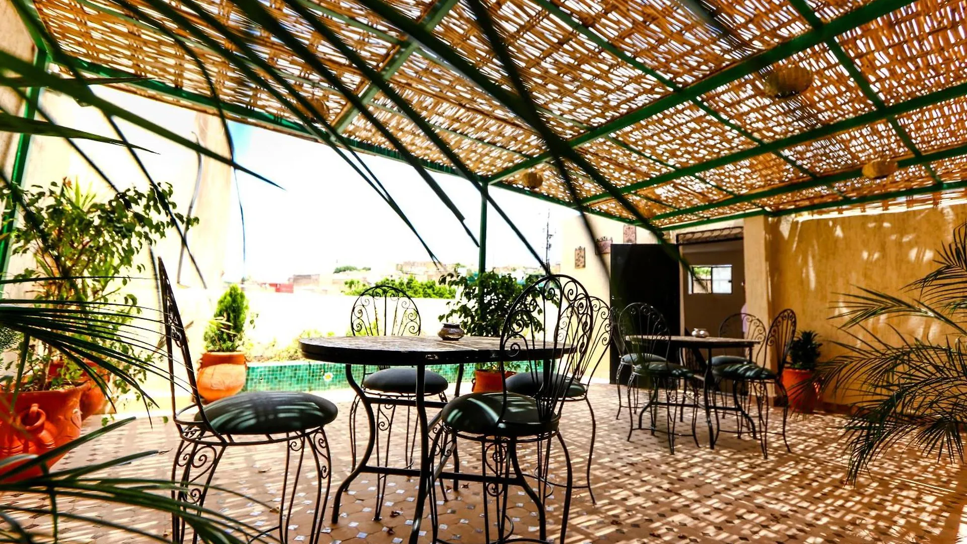 Dar Ibn Majdoub Lala Aicha & Alia Apartment Fes 0*,